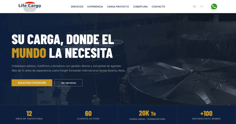 Sitio web bilingüe de Life Cargo, empresa de logística internacional, diseñado en Divi con paleta navy y dorado